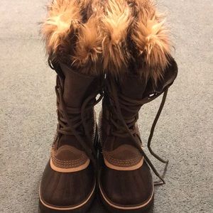 Sorel Shoes - Sorel winter boots. Sorel Shoes - Sorel winter boots.
